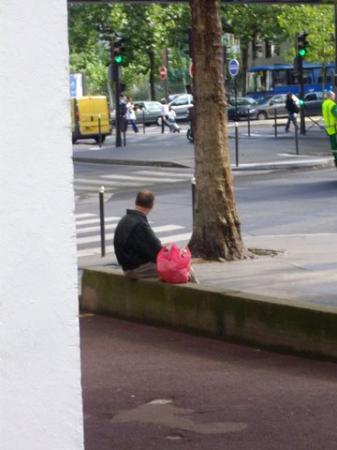 Solitude du sdf, en été