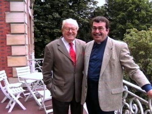 Le Pasteur Blanchard et le Président Le Pen.jpg